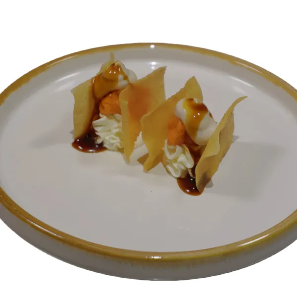 Salmón, masa de arroz, salsa teriyaki, salsa trufa, philadelpia（2u）